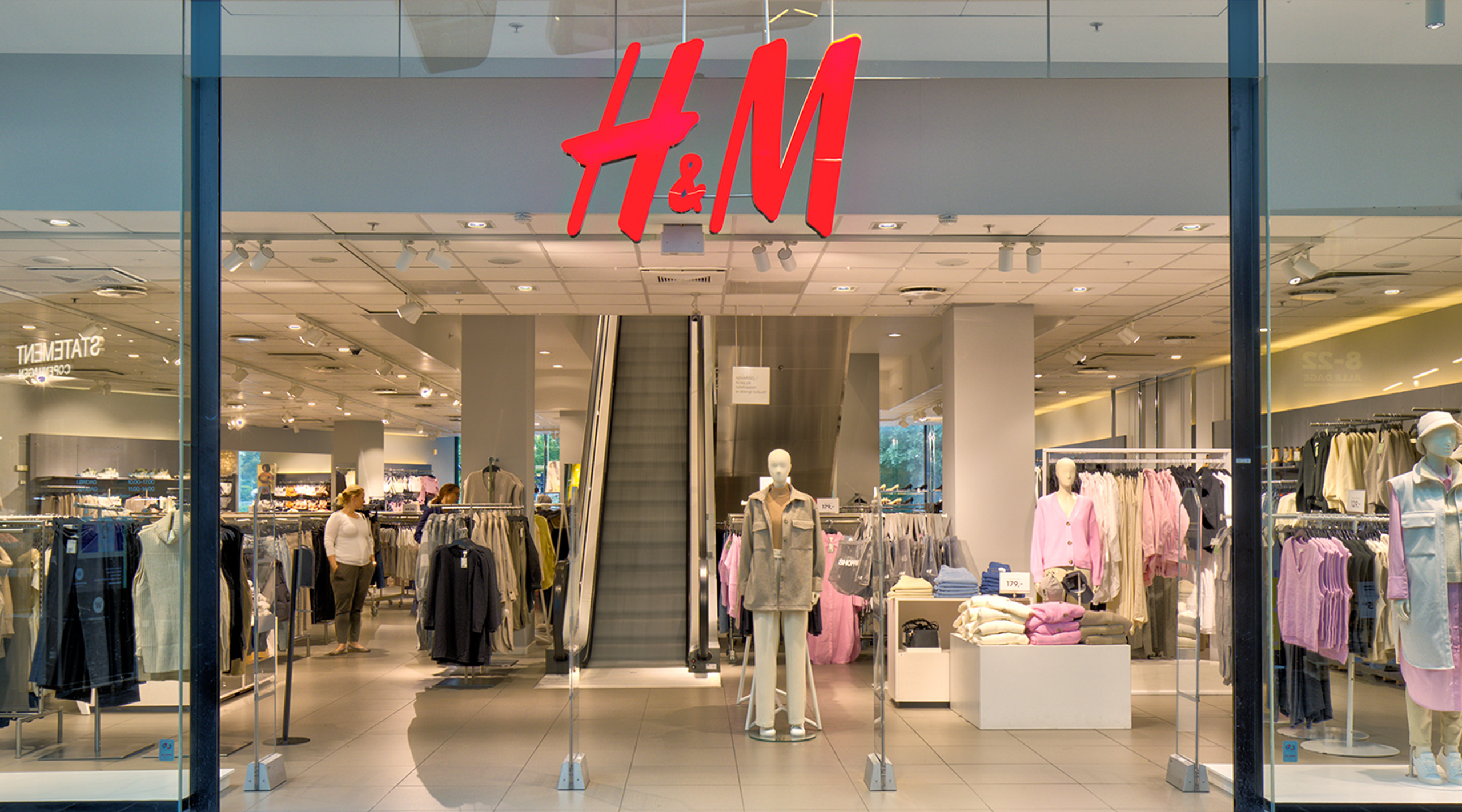 H&M - Shop løs den store kollektion hos - Waterfront